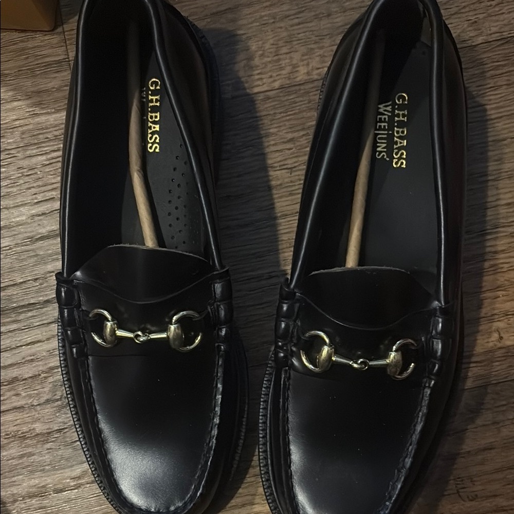 Bass Men's Black Slip-On Loafers with Gold Detailing
